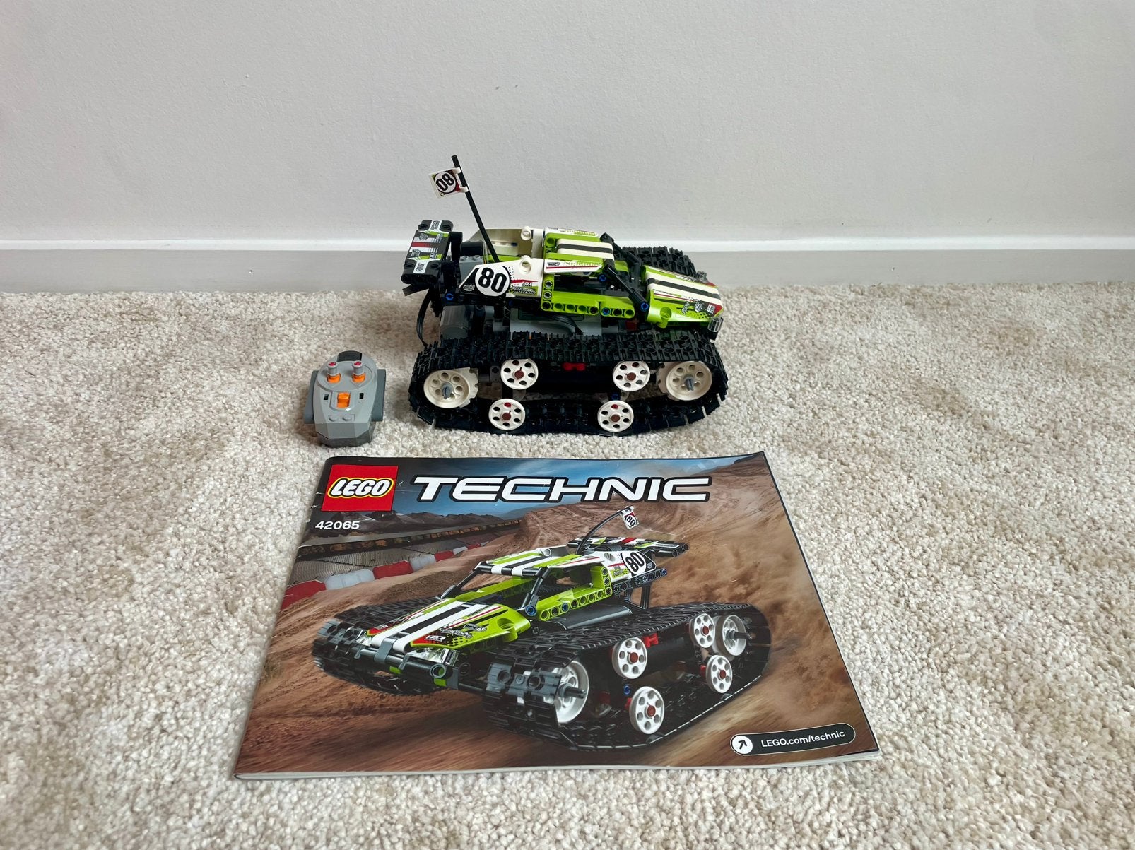 Le Bolide sur Chenilles Télécommandé - 42065 - lego, Hobby & Loisirs créatifs, Enlèvement ou Envoi, Neuf