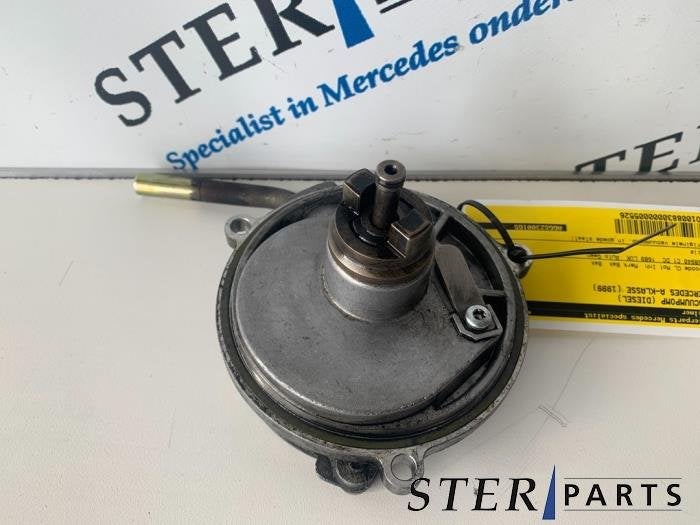 Pompe à vide (diesel) d'un Mercedes A-Klasse, 3 mois de garantie, Utilisé, -, -