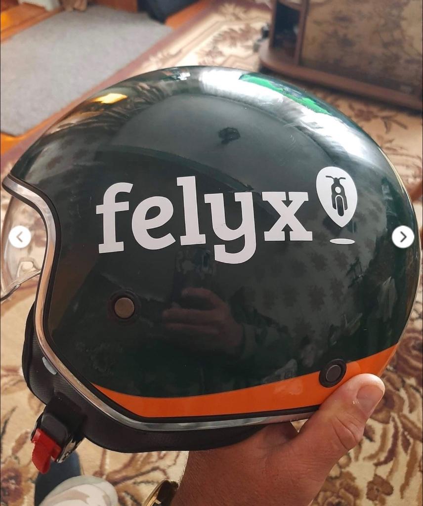 Felyx scooterhelm, Fietsen en Brommers, Brommerhelmen, Ophalen, Gebruikt, Large, Autre