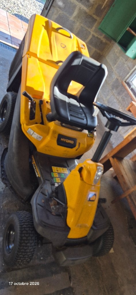 Cub Cadet Tractor Grasmaaier, Ophalen, Gebruikt, Elektrische starter, 90 tot 120 cm