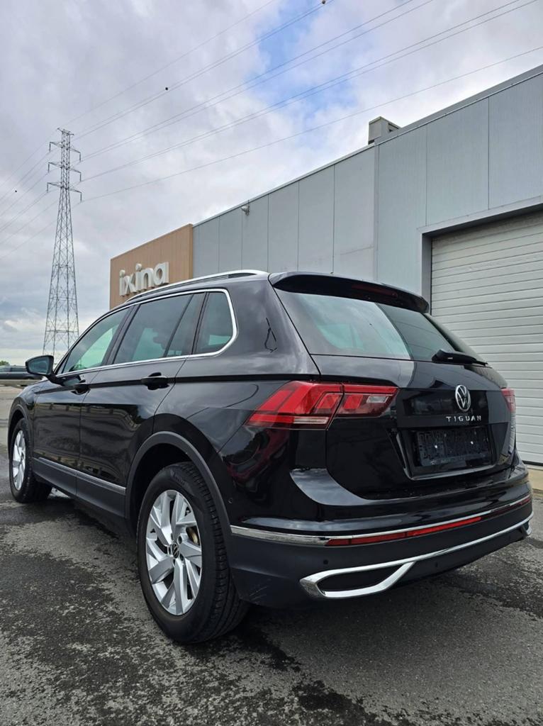 VW TIGUAN ELEGANCE PLUG-IN HYBRIDE/CAMERA-CRUIS-PDC-NAVI-LED, Auto's, 4 cilinders, Alcantara, Zwart, Bedrijf