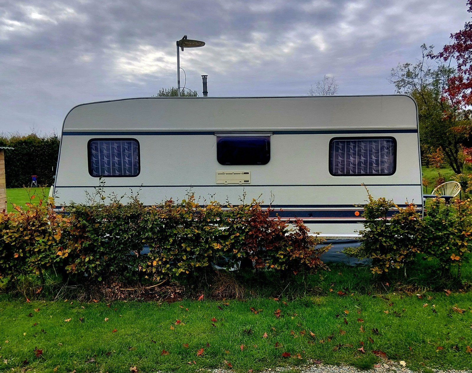 Burstner 4806 TN caravan, Caravans en Kamperen, Rondzit, Particulier, Bürstner, 4 tot 5 meter