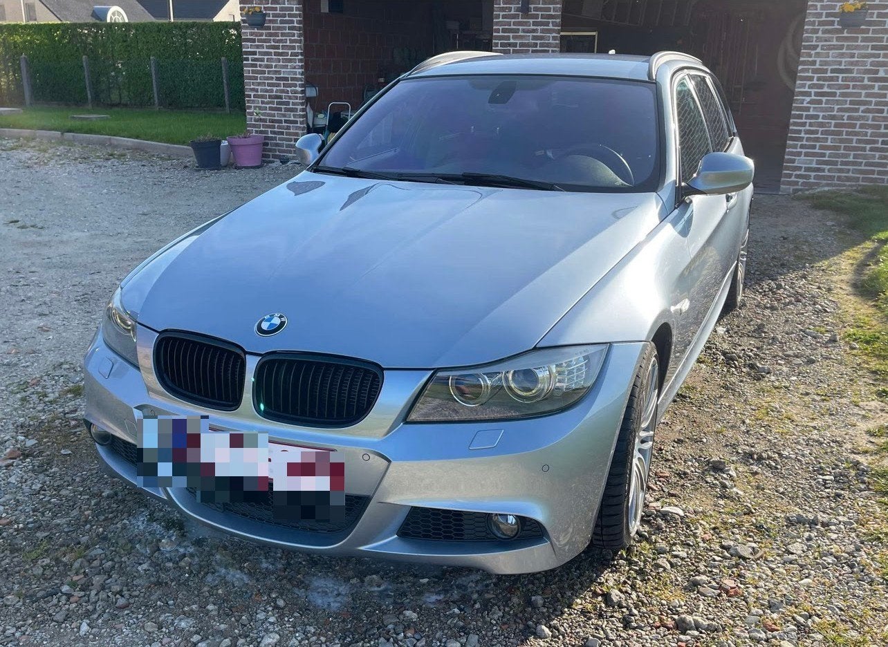 BMW 335xi, Autos, Euro 5, Achat, 1800 kg, Noir