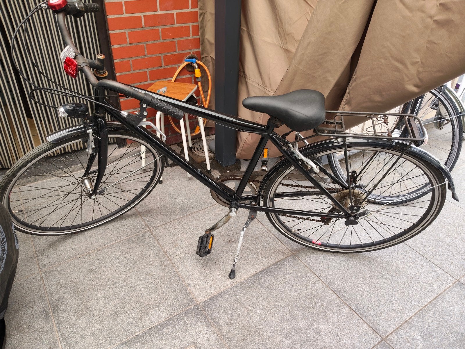 jongensfiets, Enlèvement