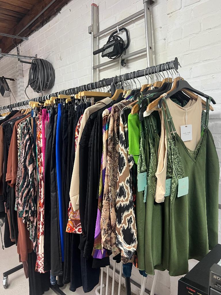 Lot de vêtements femme neuf, Enlèvement, Neuf