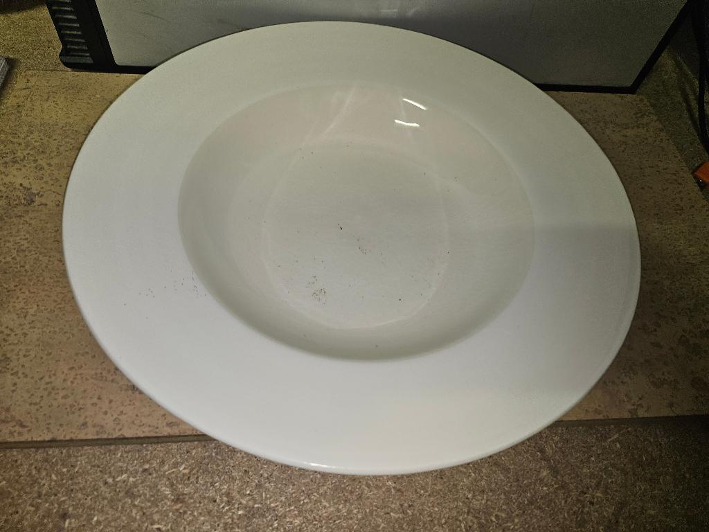 Pasta borden, Ophalen