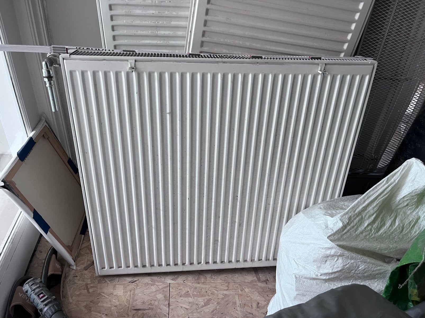 3 x radiatoren Honeywell. Ook apart verkrijgbaar, Bricolage & Construction, Chauffage & Radiateurs, Comme neuf, Enlèvement, Radiateur