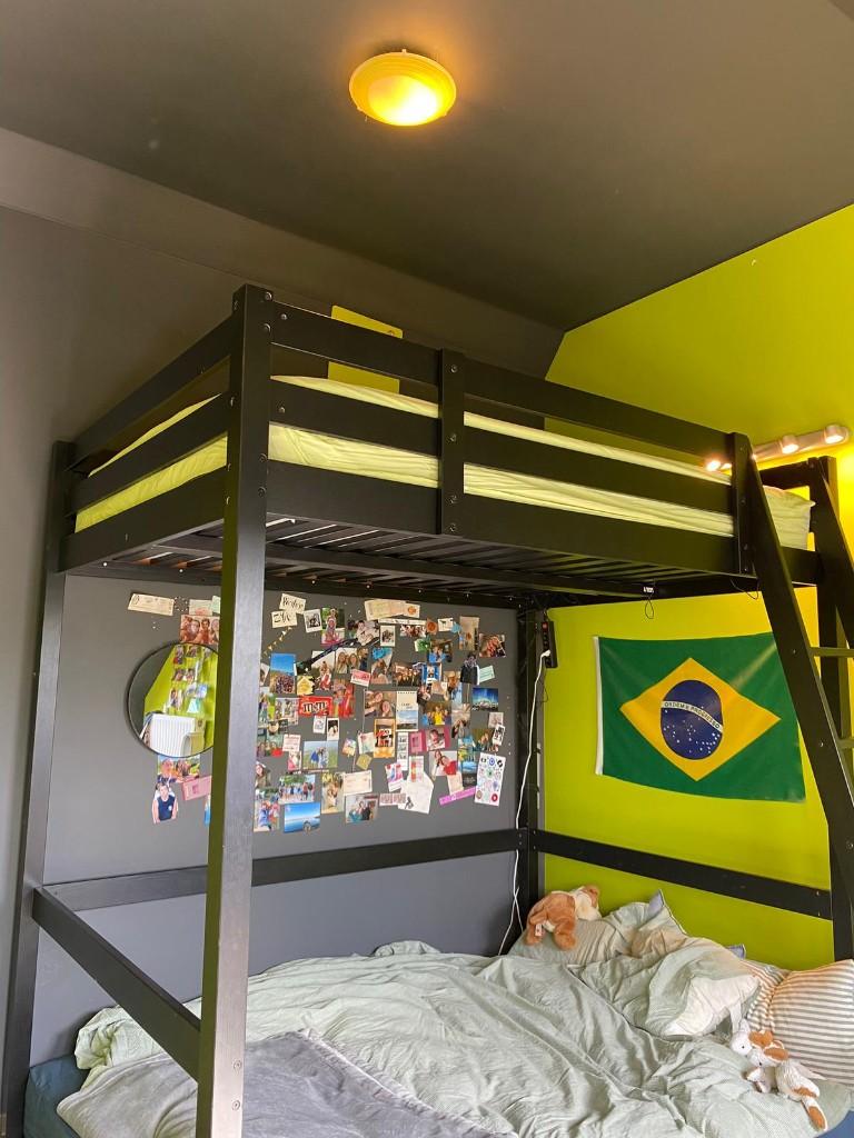 Lit mezzanine Ikea Stora 140X200 + sommier + matelas, Enlèvement, Utilisé, Lit mezzanine