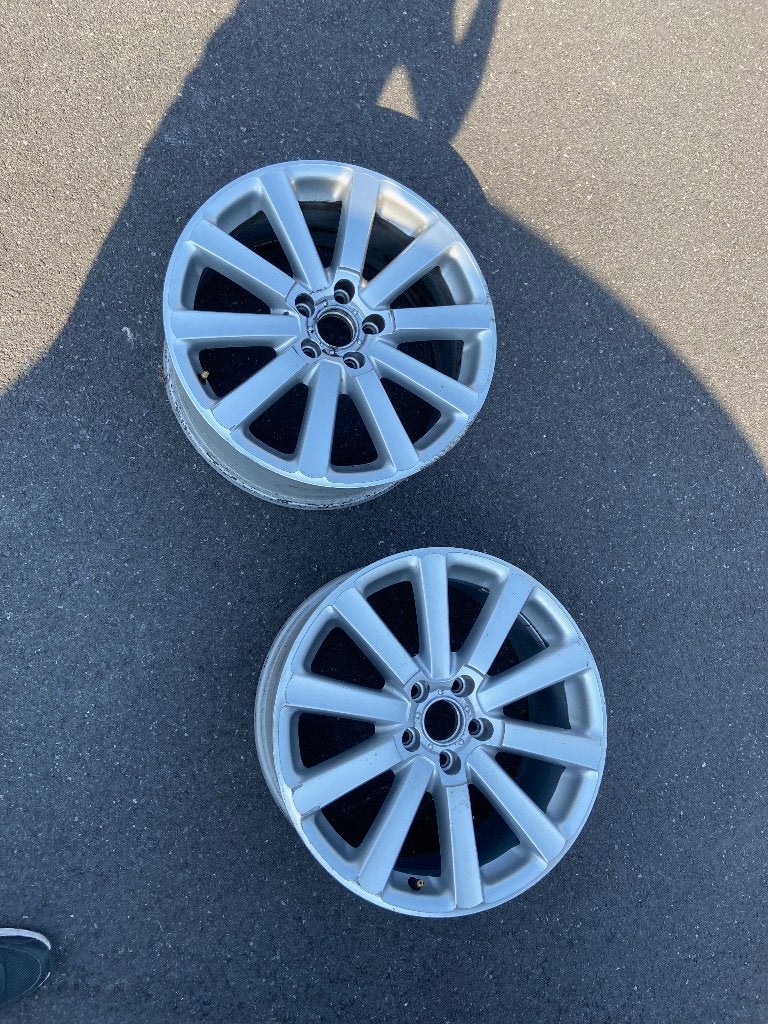 VW-velgen Omanyt 18 inch (2 stuks met lichte schade), Auto-onderdelen, Banden en Velgen, Ophalen, 18 inch, Gebruikt, Velg(en)