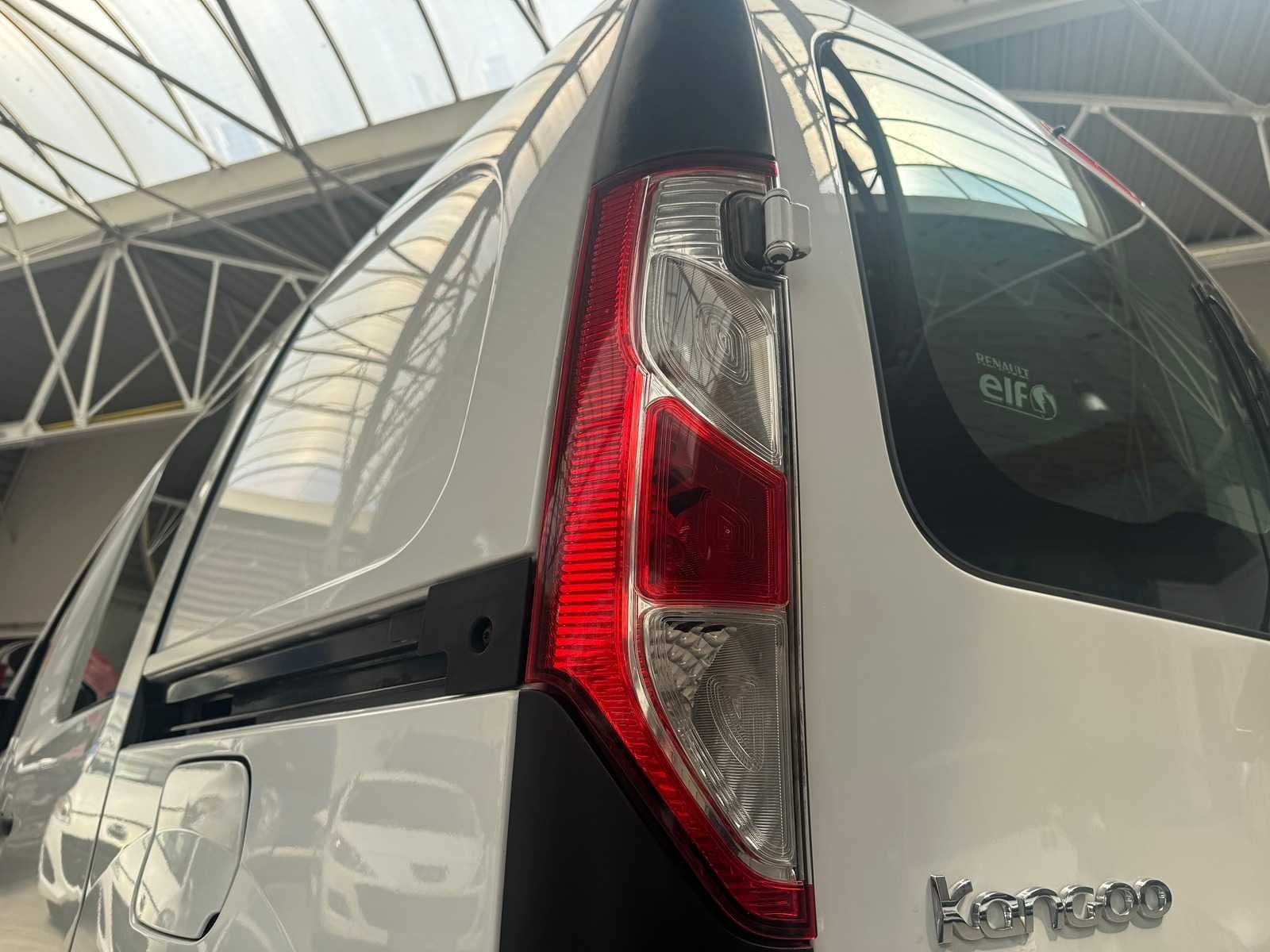 2014 Renault Kangoo - Praktisch & Zuinig, Auto's, Gebruikt, Renault, Bedrijf, Handgeschakeld