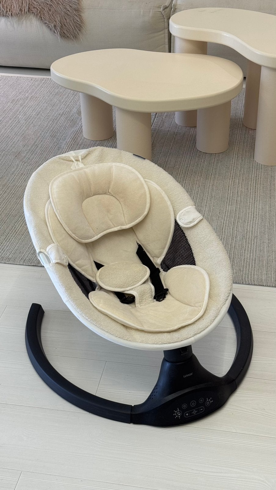 Luvion Baby Swing - elektrische babyschommel, Ophalen, Zo goed als nieuw, Wipstoel