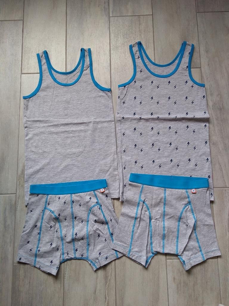 ★ M128/134 - Nieuwe set ondergoed, Enlèvement ou Envoi, Neuf, Garçon, Vêtements de nuit ou Sous-vêtements