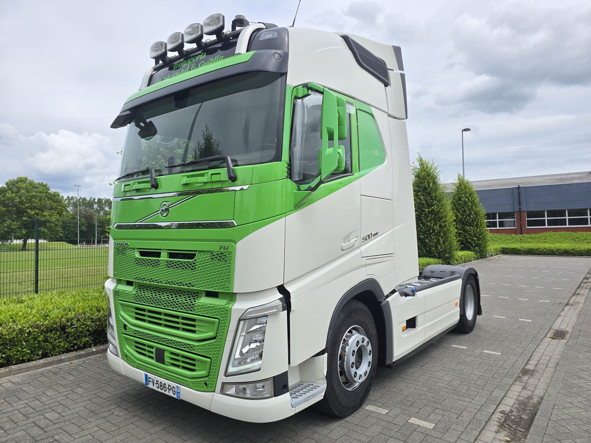 Volvo FH 13.500 I-SAVE / I-Park Cool/ Kipphydrauliek, Autos, Camions, Achat, Euro 6, Entreprise, Cruise Control