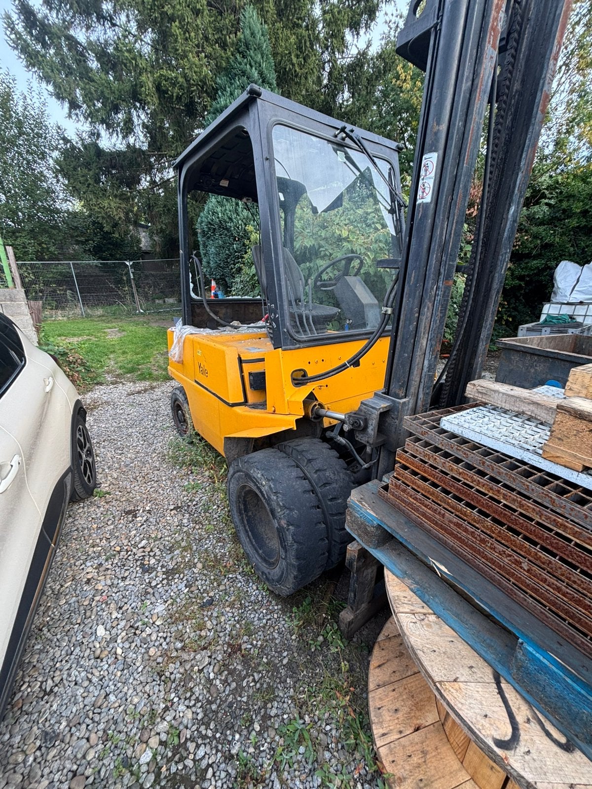 Chariot élévateur Yale / Jungheinrich TFG 40 – 4 TONNES, Enlèvement
