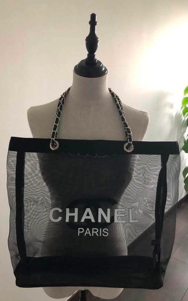 Chanel - Grote boodschappentas - Nieuw, Handtassen en Accessoires, Tassen | Damestassen, Ophalen of Verzenden, Nieuw, Zwart, Shopper