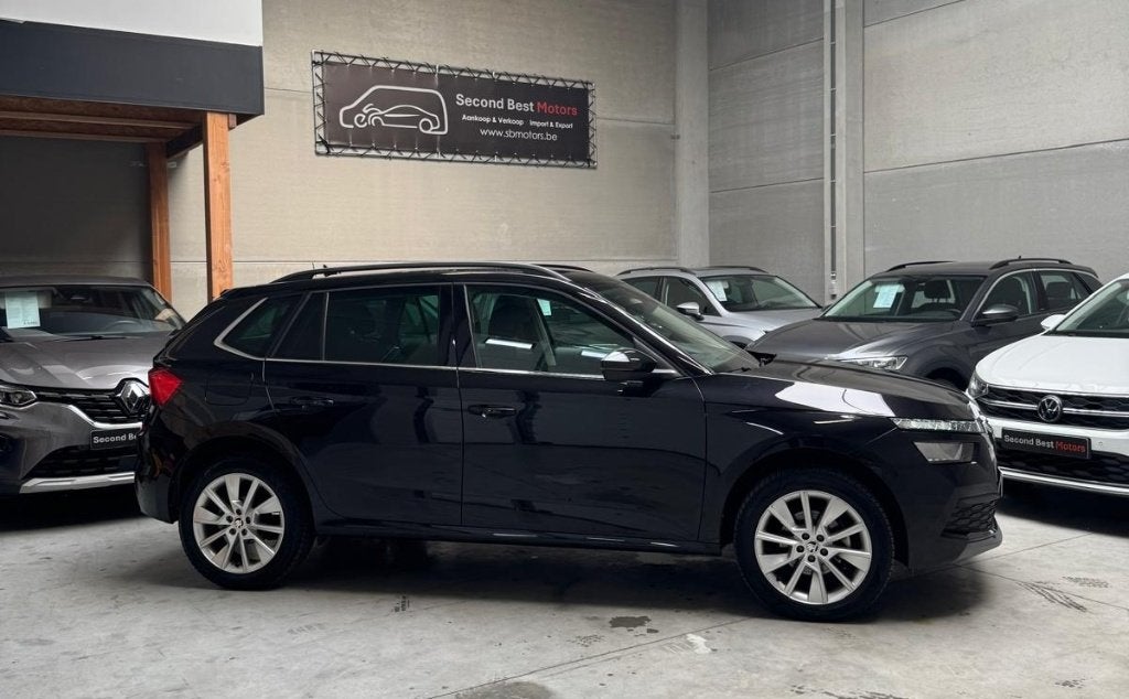 Škoda Kamiq 1.0 TSI Ambition – Manueel – 2023 – 39.914 km, Auto's, Voorwielaandrijving, Dealer onderhouden, Stof, Euro 6