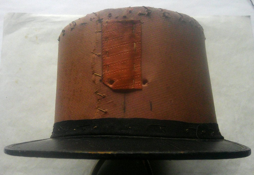 Bonne base de restauration de shako de cavalerie belge ou GC, Verzamelen, Verzenden, Landmacht, Overige typen