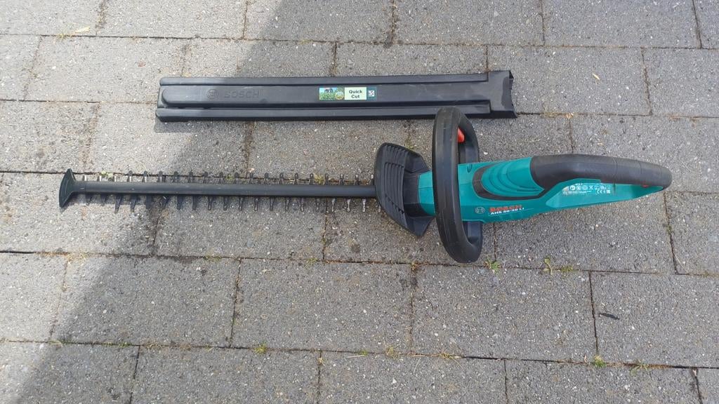 Taille-haie Bosch 18 volts d'occasion, Enlèvement, Utilisé, Batterie, Bosch