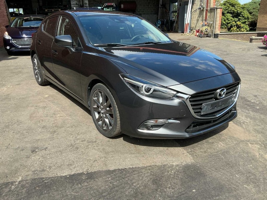 Mazda 3     2.2 Diesel, Auto's, Voorwielaandrijving, Stof, 4 cilinders, 2191 cc