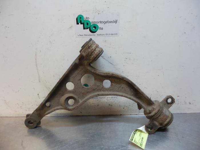 Draagarm links-voor van een Peugeot Boxer, Gebruikt, -, -, Ophalen of Verzenden