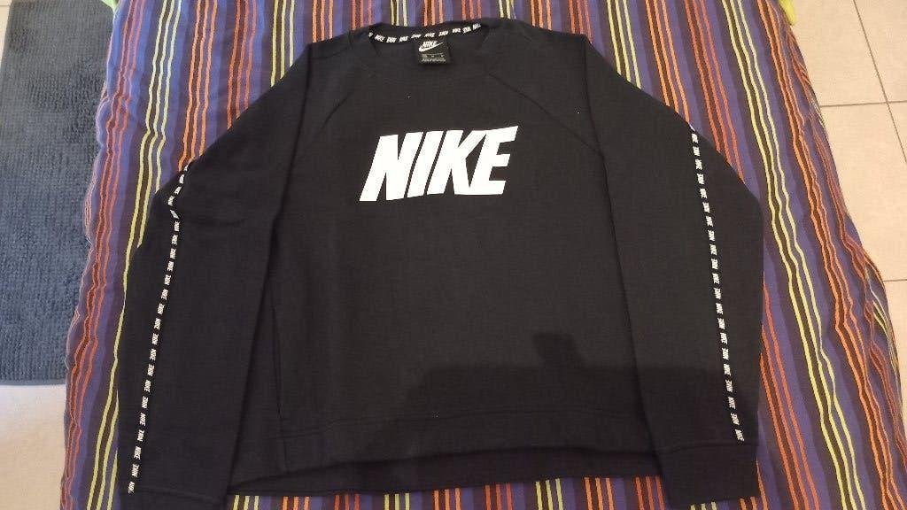 Trui NIKE Medium, Vêtements | Femmes, Pulls & Gilets, Taille 38/40 (M), Autres couleurs, Nike, Comme neuf