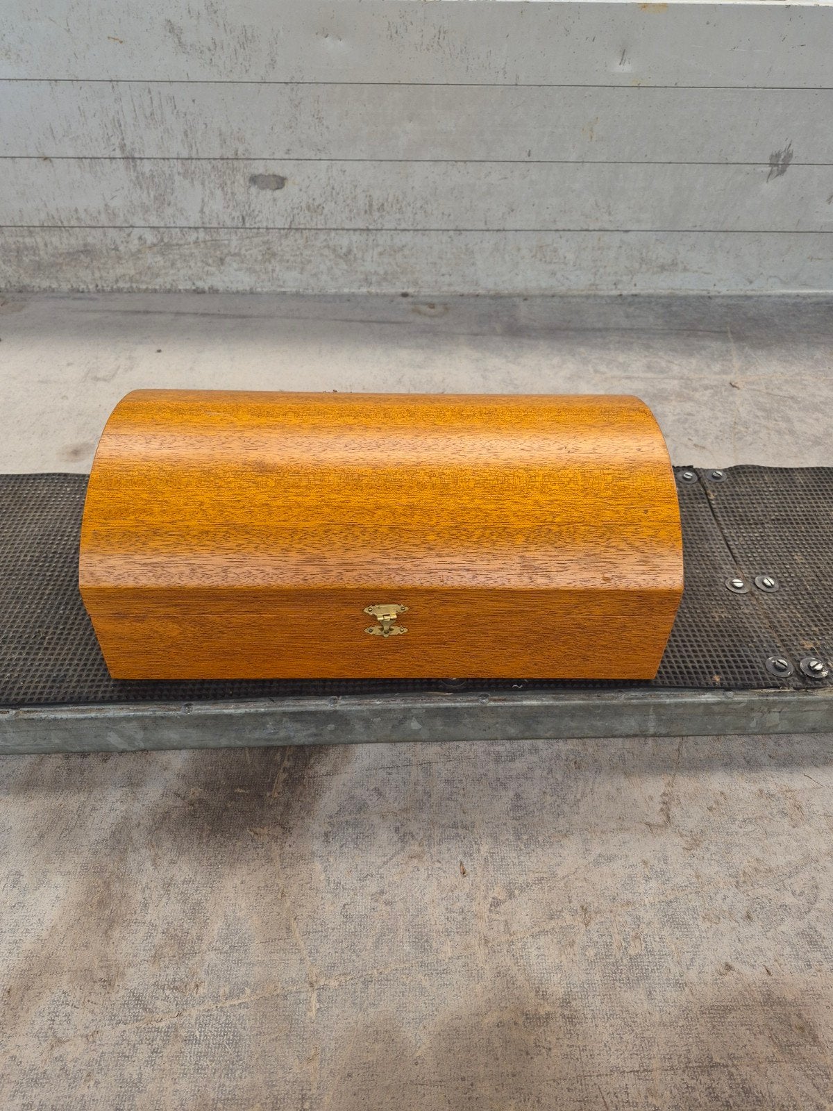 houten kistje, Ophalen