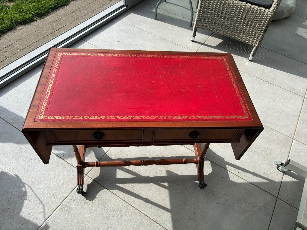 Engelse mahonie Regency stijl, Enlèvement