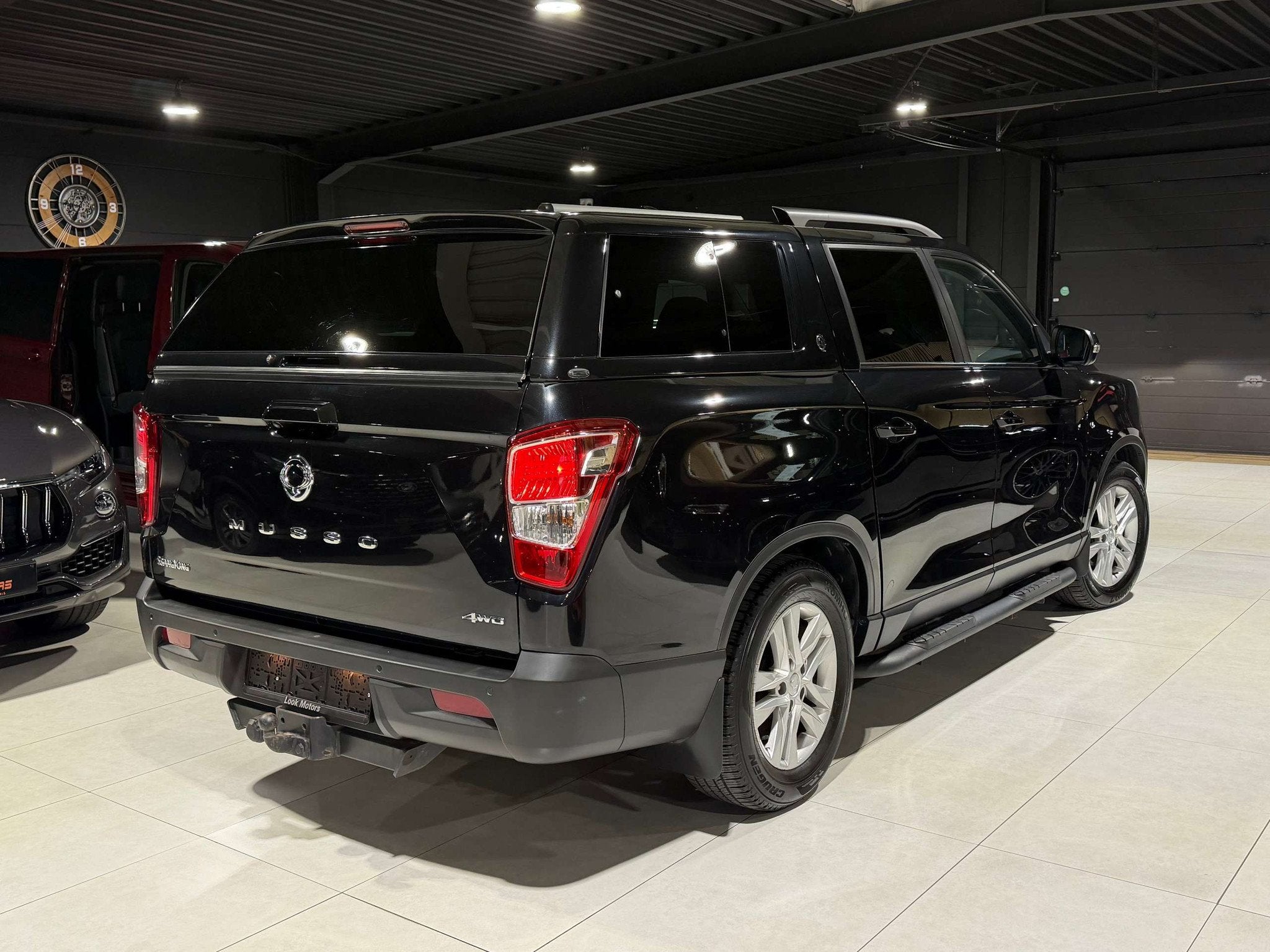 SsangYong Musso 2.2 Turbo e-Xdi 4WD AUTOMATIQUE 181CV CUIR N, Auto's, Automaat, 4 deurs, 2157 cc, Gebruikt