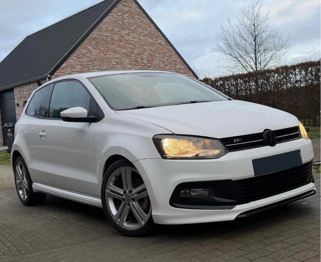Volkswagen Polo 6R – 1.2 TSI – 2013 – 175.000 KM –  wit, Auto's, Voorwielaandrijving, Euro 5, Stof, Zwart