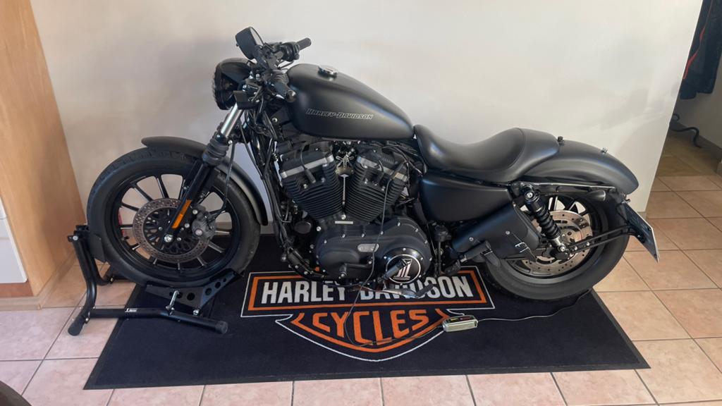 Strijkijzer 883 Sportster, 2 cilinders, Occasion, Particulier, Handgeschakeld