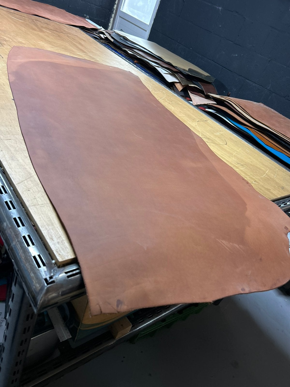 Cognac bruin patina-vintage tuigleer 3 mm dik half soepel 70, Ophalen of Verzenden, Zo goed als nieuw, Bruin