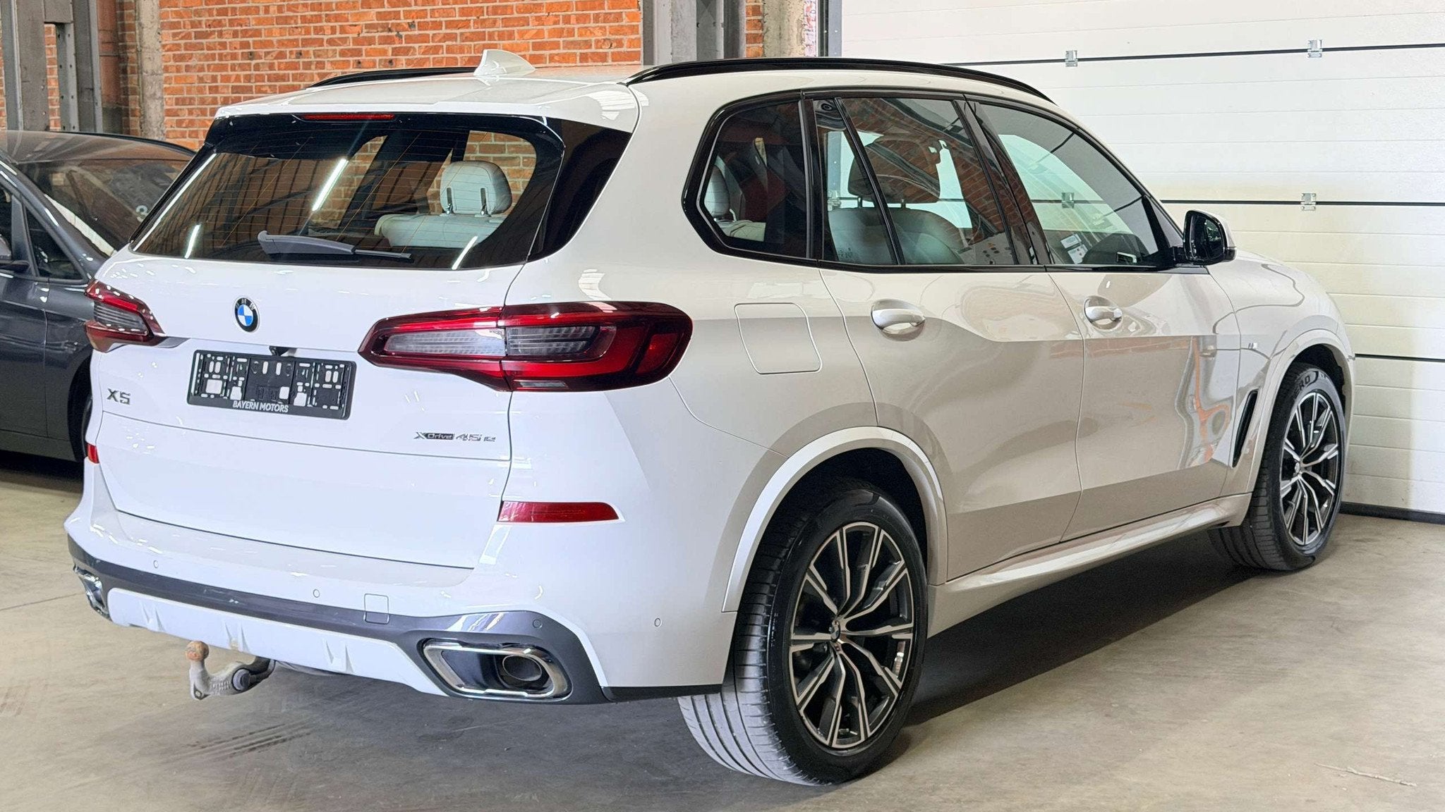 BMW X5 PHEV 3.0A xDrive45e M-Pakket Garantie EURO6d Plug, Wit, Leder, Bedrijf, 5 zetels