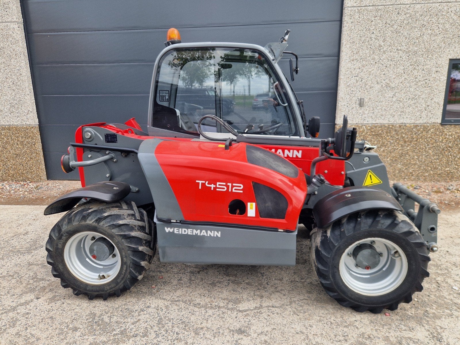 Weidemann T4512, Ophalen, Verreiker