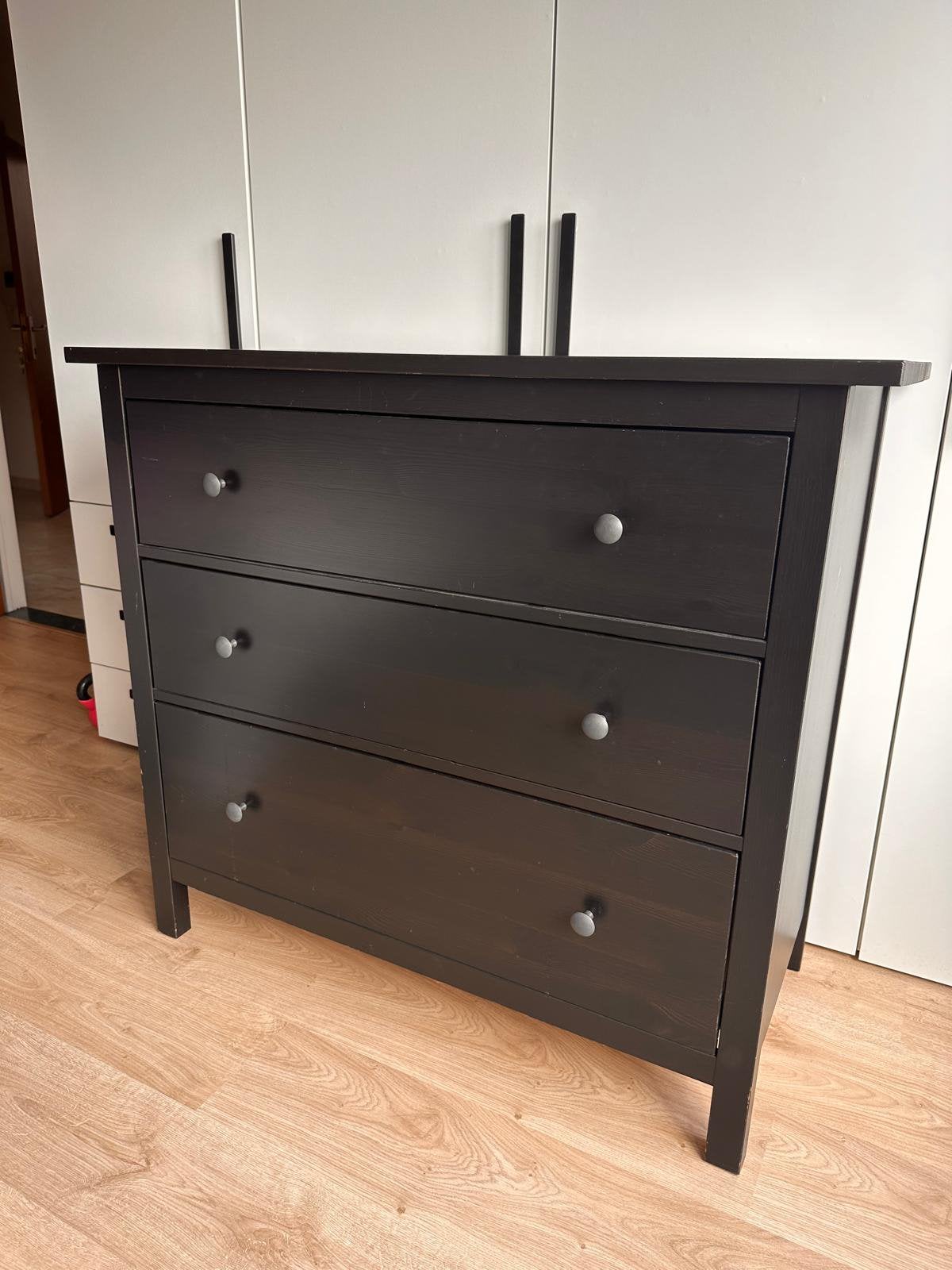 IKEA Hemnes ladekast 3 lades zwart, Maison & Meubles, 3 ou 4 tiroirs, 100 à 150 cm, Enlèvement, Utilisé