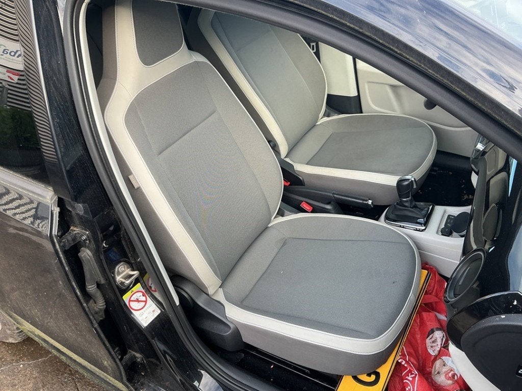 SIEGE AVANT DROIT ( PASSAGER ) Volkswagen Up! (121), Autos : Pièces & Accessoires, Volkswagen, Volkswagen AG, Utilisé, Kundenbetreuung@volkswagen.de