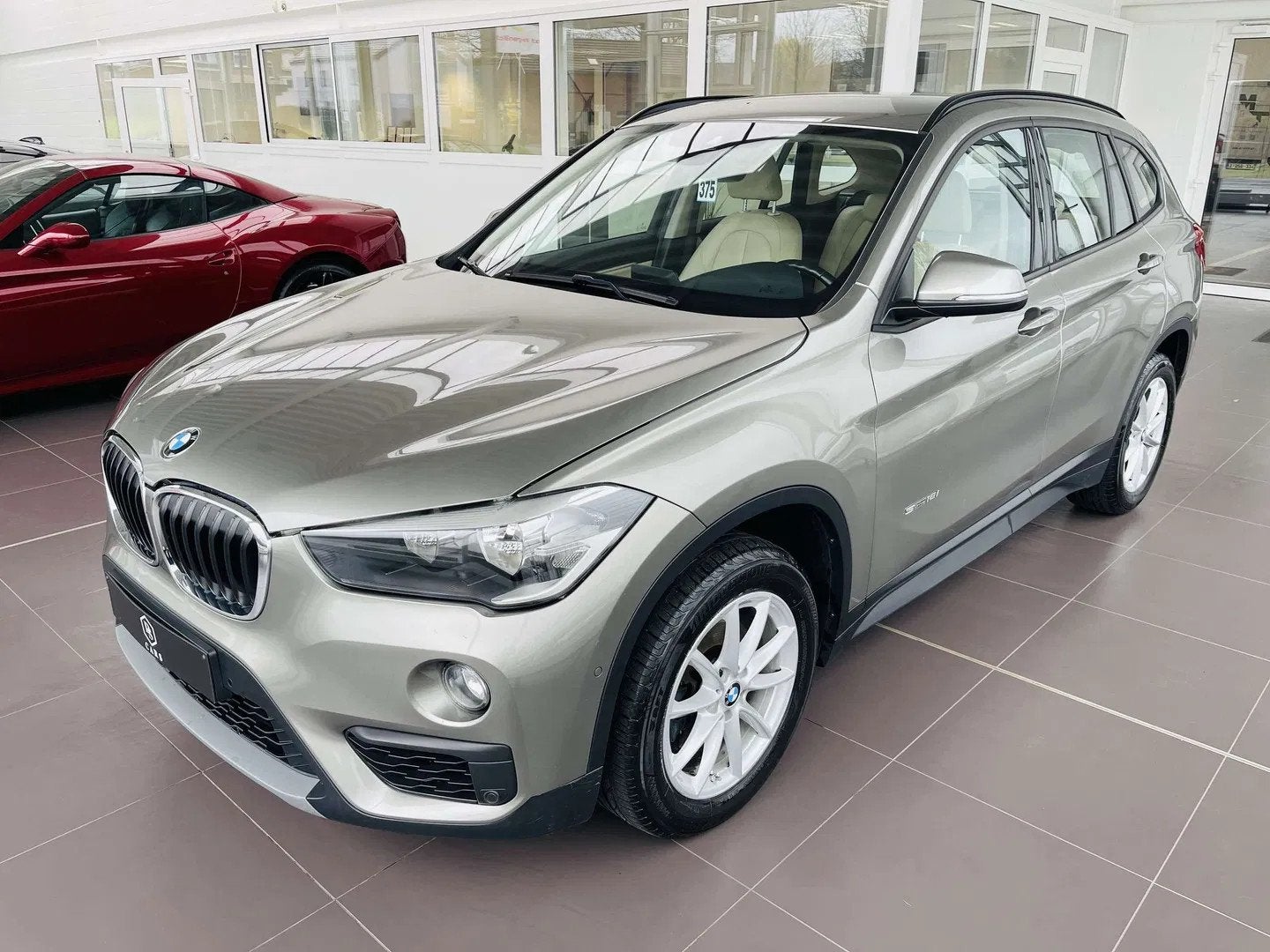 BMW X1 1.5iA * GARANTIE + GPS + CUIR * (automatique), Achat, Entreprise, 1 kg, 5 portes