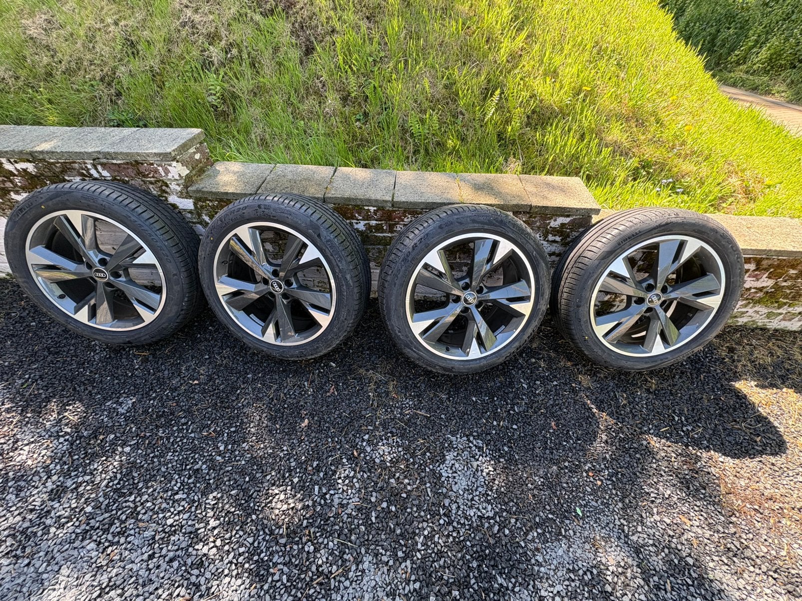 4 roues complètes Audi 235/50 R 20 100T pouces origine Audi, Neuf, Pneus et Jantes, Véhicule de tourisme, Pneus été