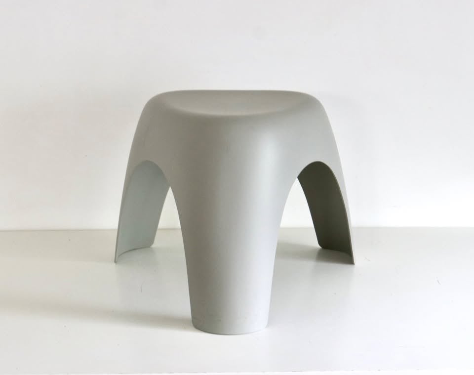 Vitra Elephant Design Stool ontworpen door Sori Yanagi, Enlèvement ou Envoi, Chaise, Plastique, Marqué