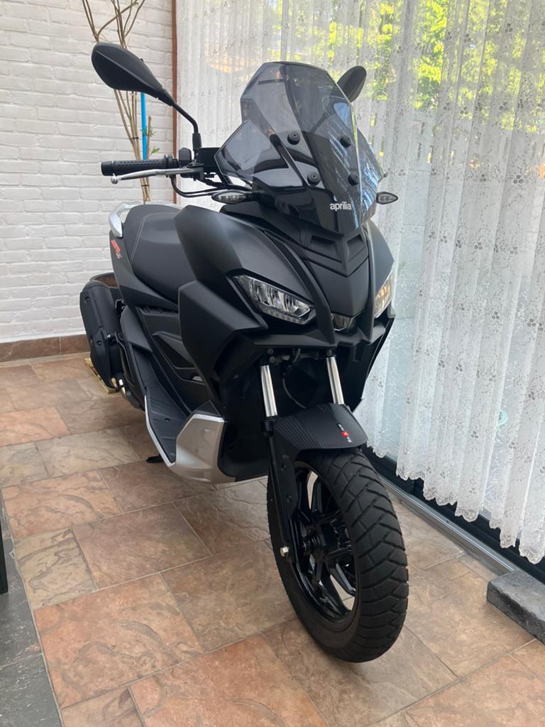 Aprilia SR 125 GT Malossi vario - 1.120km - Black pack! -New, LED Verlichting, Scooter, Nieuw, Particulier