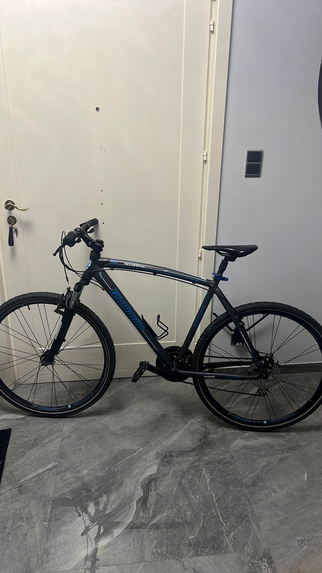 Lombardo 200 mountainbike / hybride fiets, Fietsen en Brommers, Fietsen | Heren | Sportfietsen en Toerfietsen, Ophalen, Zo goed als nieuw