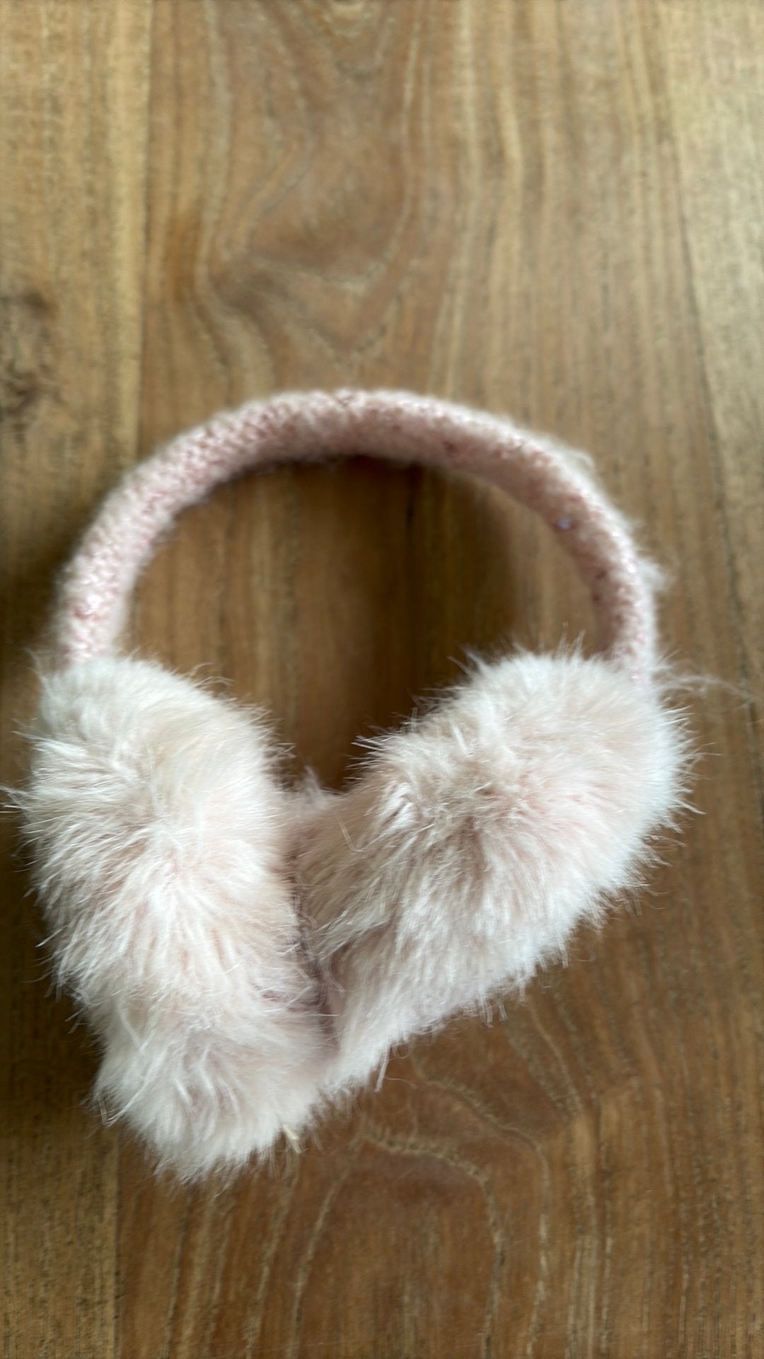 Oorverwarmers voor kinderen, Kinderen en Baby's, Kinderkleding | Mutsen, Sjaals en Handschoenen, Ophalen, Zo goed als nieuw