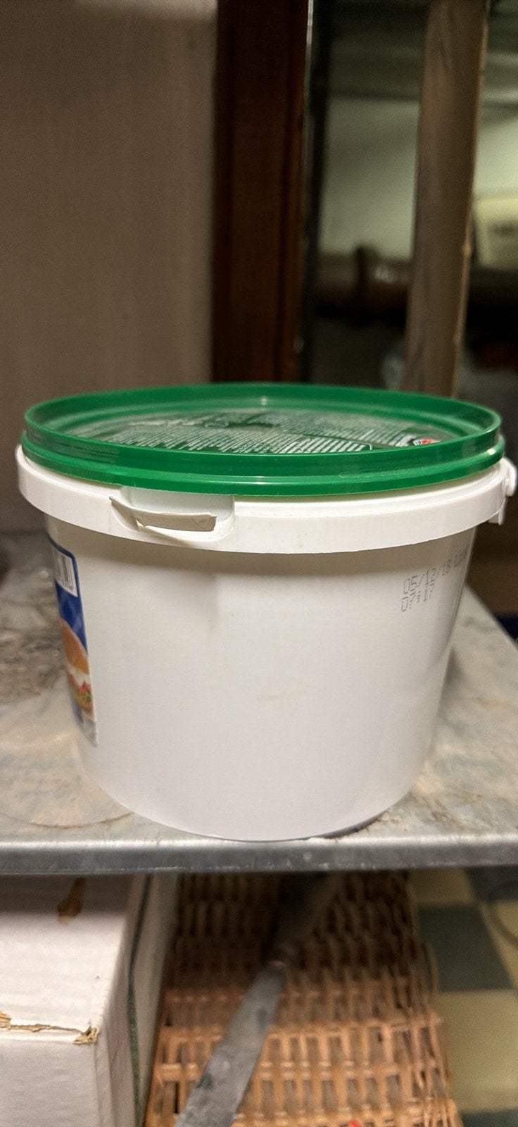 Emmers met deksel 2,5 liter, Ophalen, Zo goed als nieuw, Met deksel