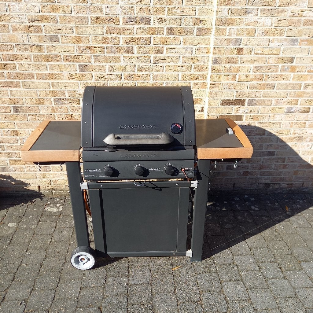 gasbbq Campingaz Adelaide, Ophalen, Gebruikt, Campingaz