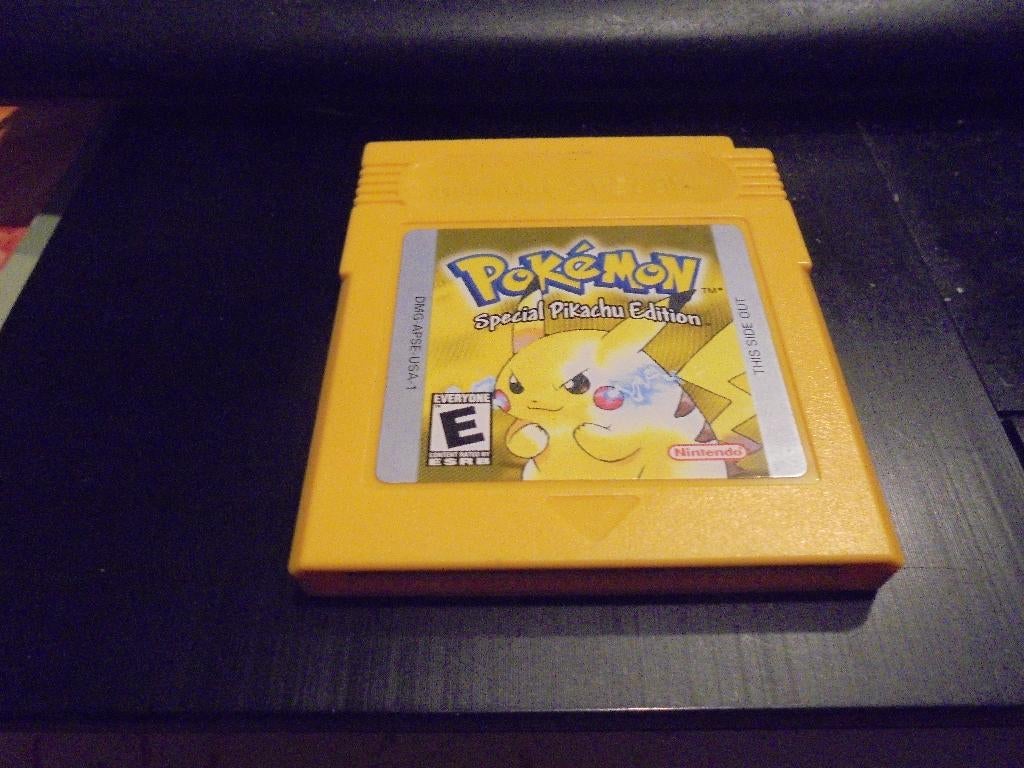 Game boy Pokémon yellow (orig-Amerikaans), Games en Spelcomputers, Games | Nintendo Game Boy, Ophalen of Verzenden, Gebruikt