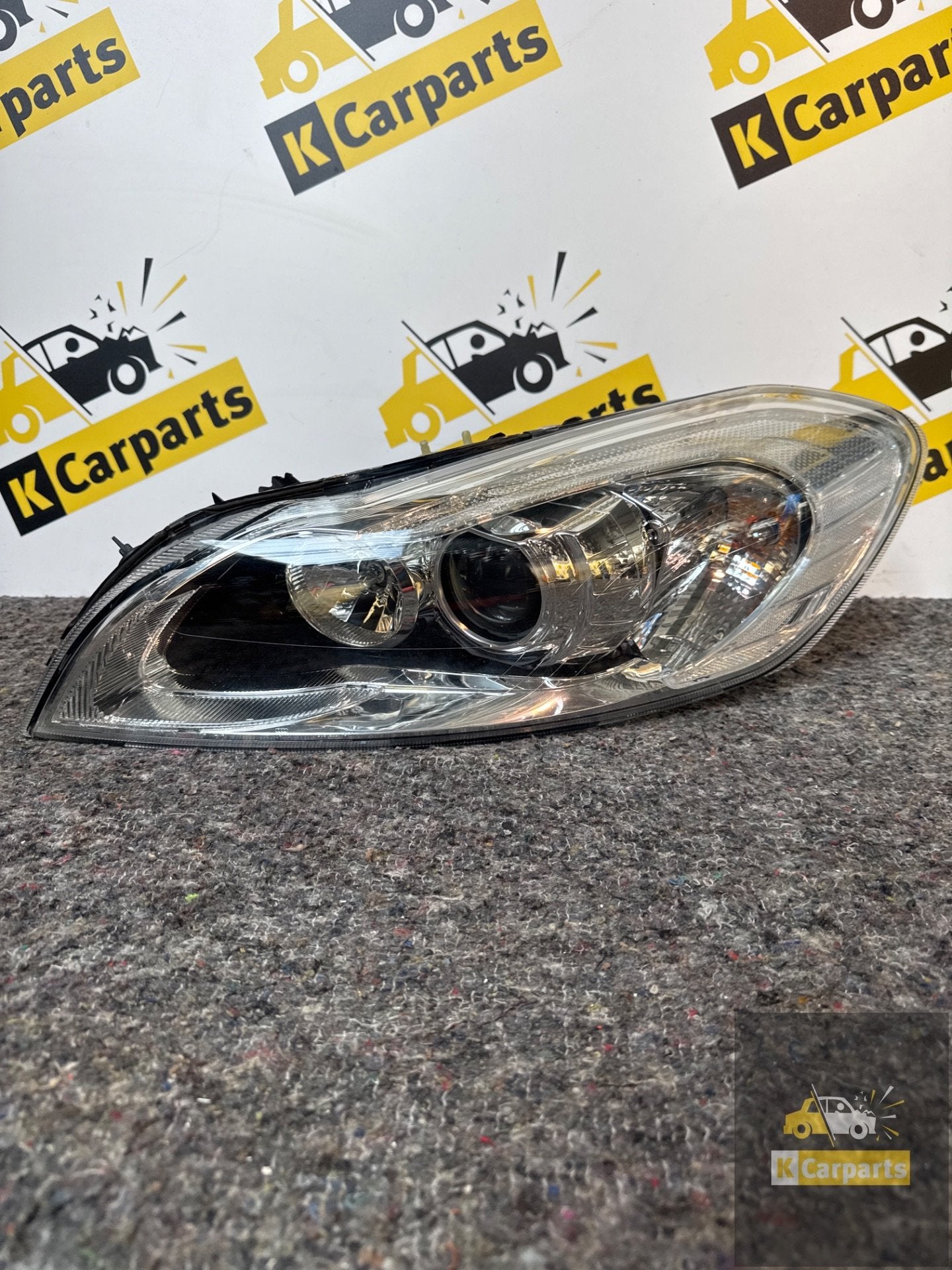 Phare avant gauche d'origine Volvo C70 31299788, Gunnar Engellaus vag 8
405 31  Gothenburg, SE, Info@volvocars.com, Volvo Car Corporation