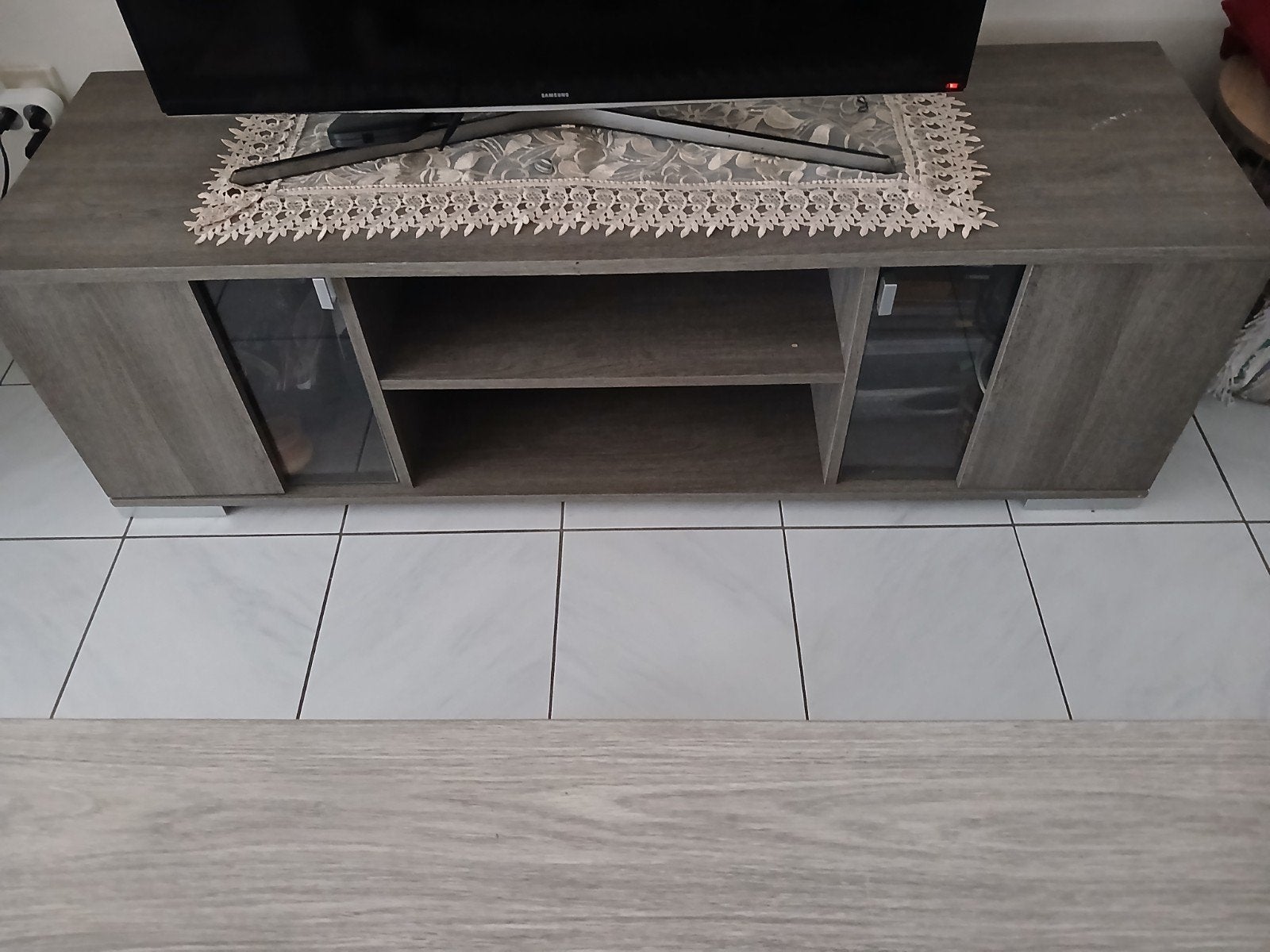 Tv-meubel, Ophalen
