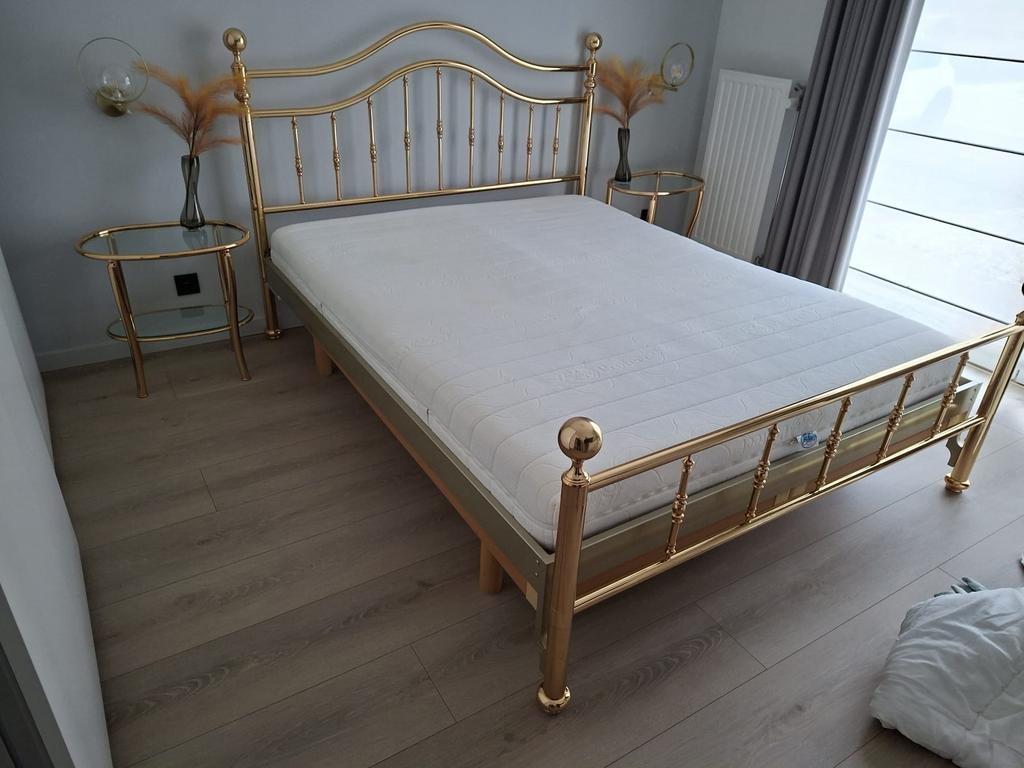 Koperen bed + nachttafeltjes, Ophalen, Gebruikt, Tweepersoons, 200 cm