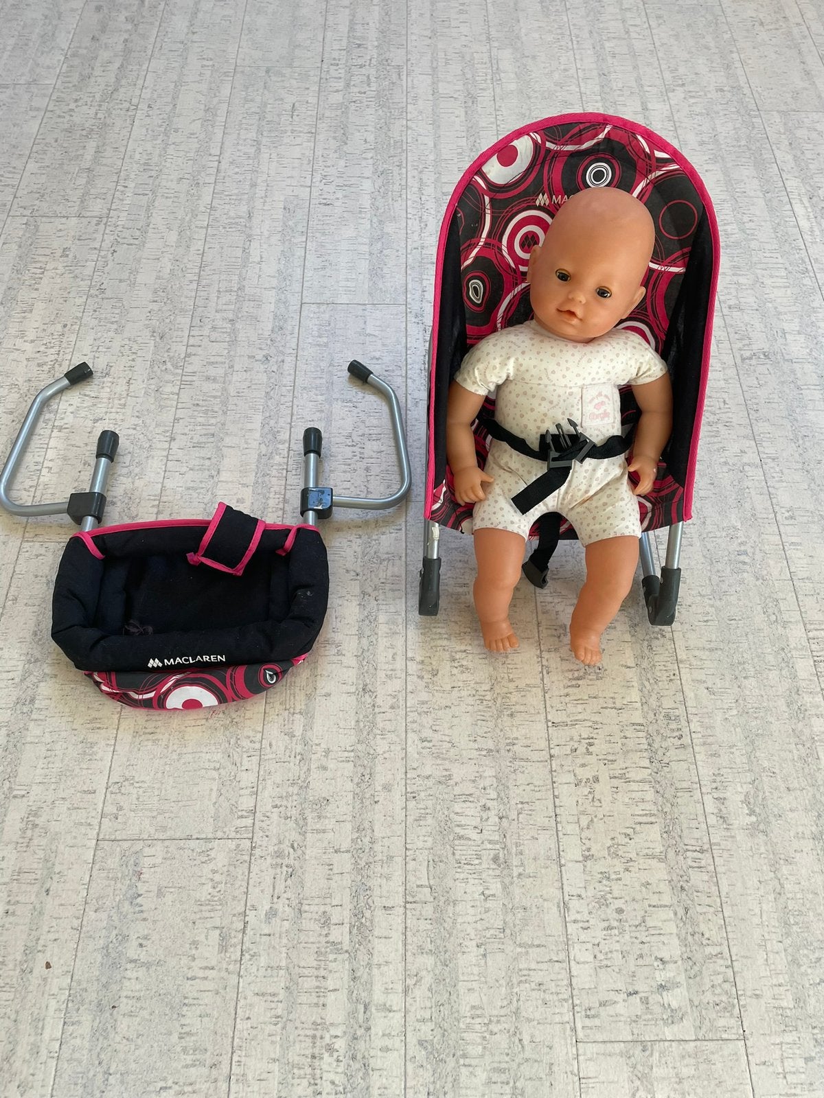 Relax en tafelzitje, Kinderen en Baby's, Ophalen, Zo goed als nieuw