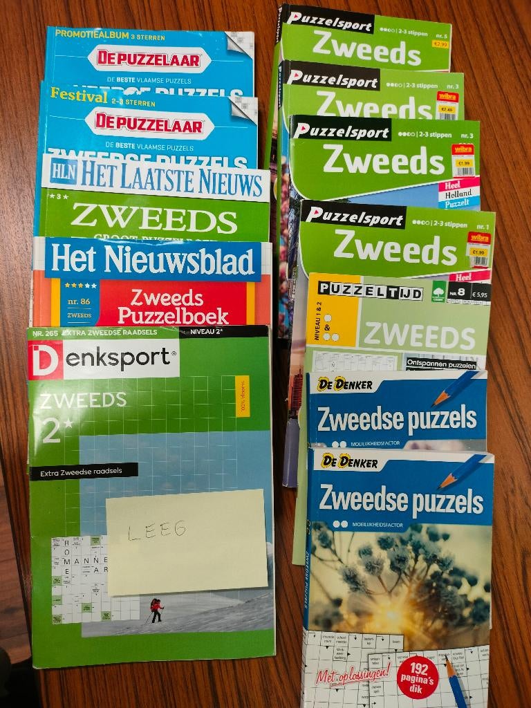 12 boeken zweedse varia puzzels -leeg- mama moederdag, Ophalen of Verzenden, Zo goed als nieuw