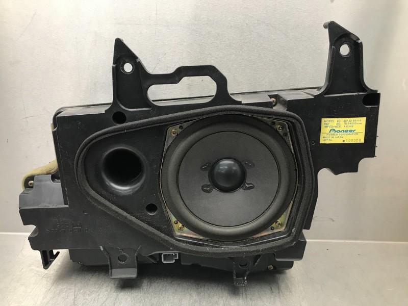 SUBWOOFER Toyota Land Cruiser (J12) (|8615060110|), Utilisé, Toyota